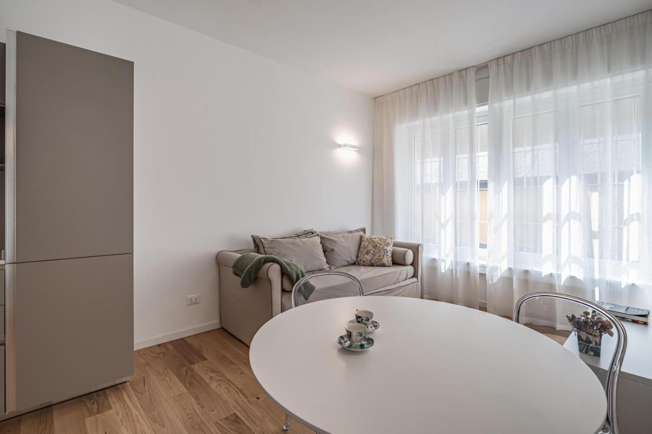 Milano Apartments S Agostino - Porta Genova Milão Exterior foto