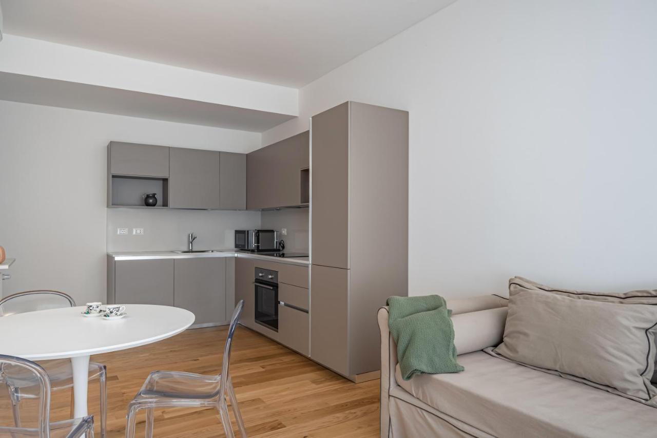 Milano Apartments S Agostino - Porta Genova Milão Exterior foto