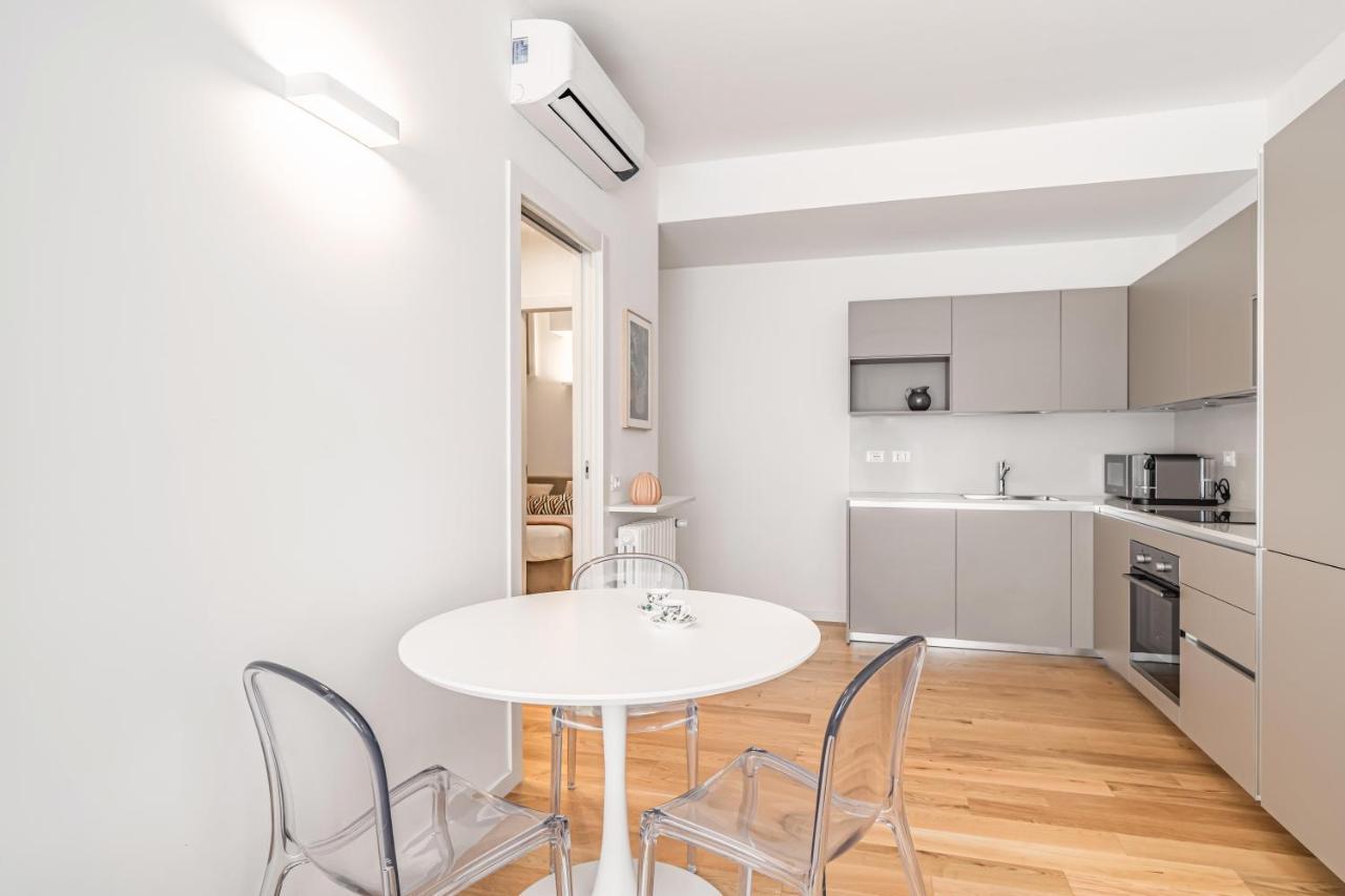 Milano Apartments S Agostino - Porta Genova Milão Exterior foto