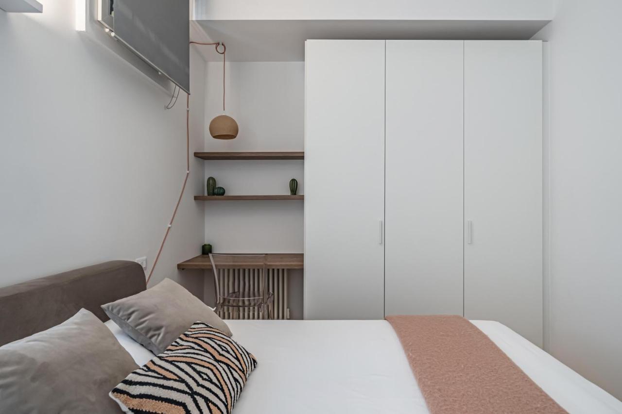 Milano Apartments S Agostino - Porta Genova Milão Exterior foto